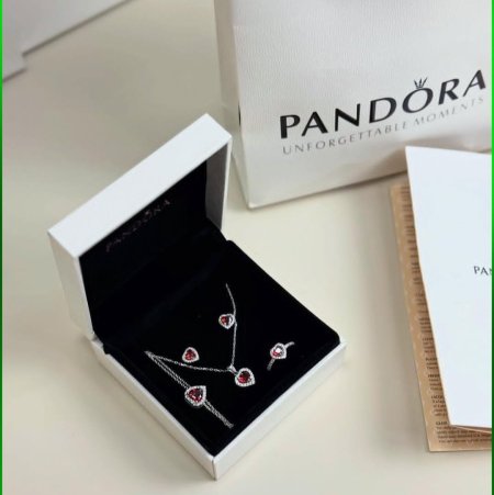 Set Pandora Red Hart طقم باندورا قلب احمر