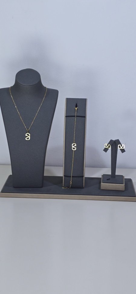 Set Valentino || طقم فالنتينو ذهبي