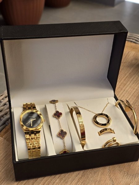 Set Cartier بكج كارتير + ساعه