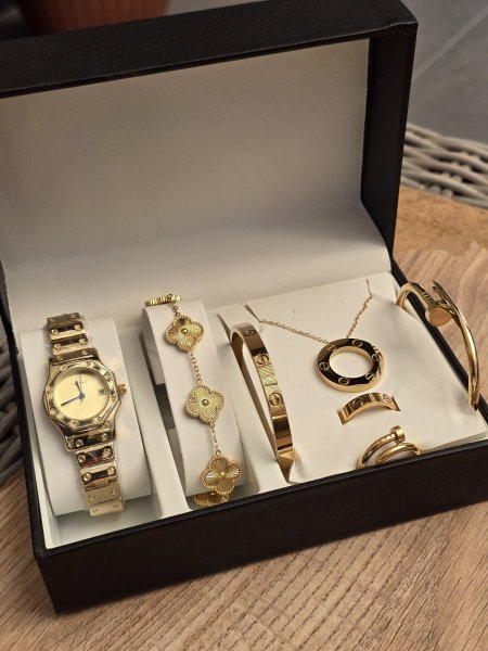 Set Cartier بكج كارتير + ساعه