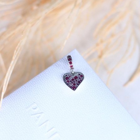 شارم قلب مرصع