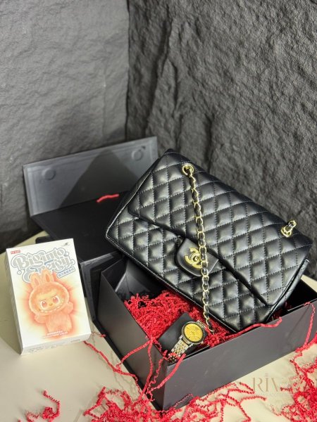 بكج شنطة شانيل